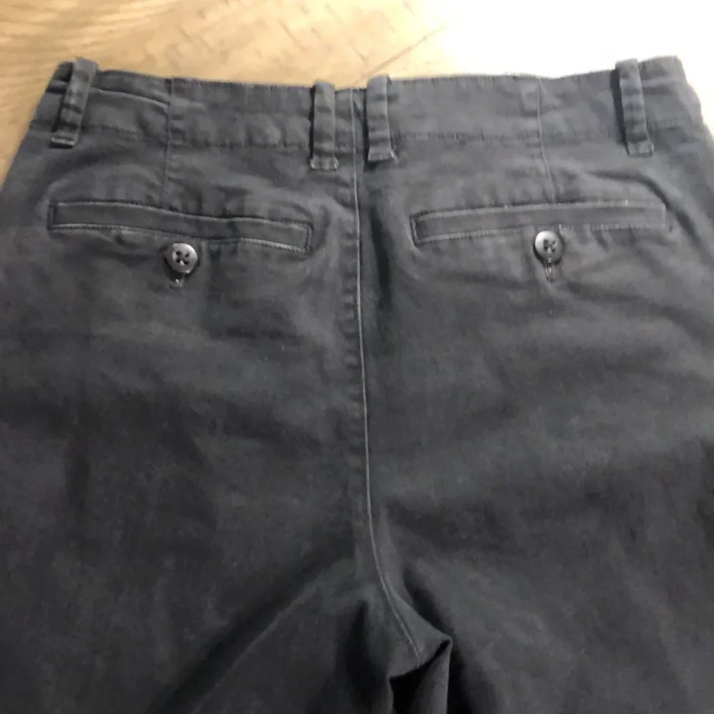 Urban Outfitters’ Cotton Straight Leg Flat Front Khakis 30” Waist 29 1/2” inseam